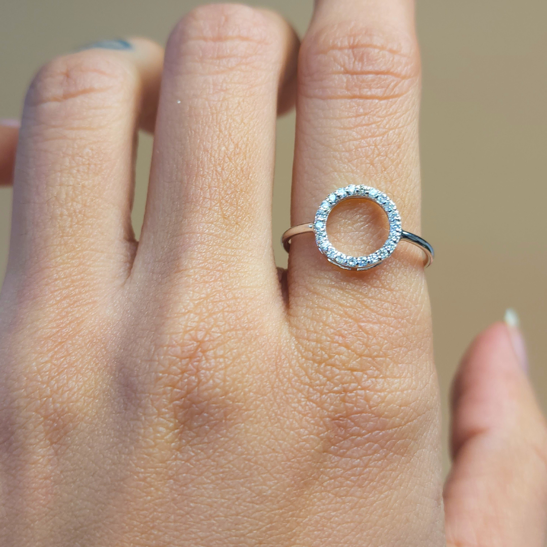 14Kt Gold Genuine Natural Diamond Open Circle Design Ring