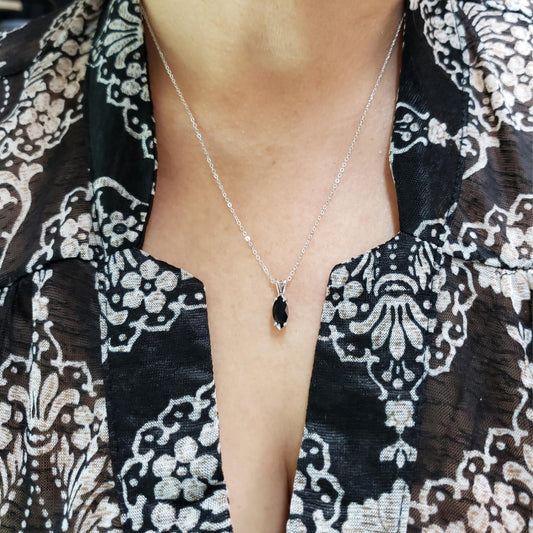 14Kt Gold Black Onyx Marquise Pendant