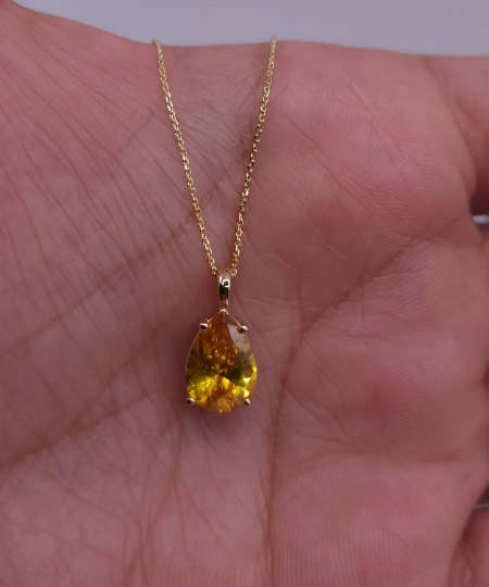 14Kt Gold 1.50 Ct Yellow Citrine Teardrop Pendant Necklace