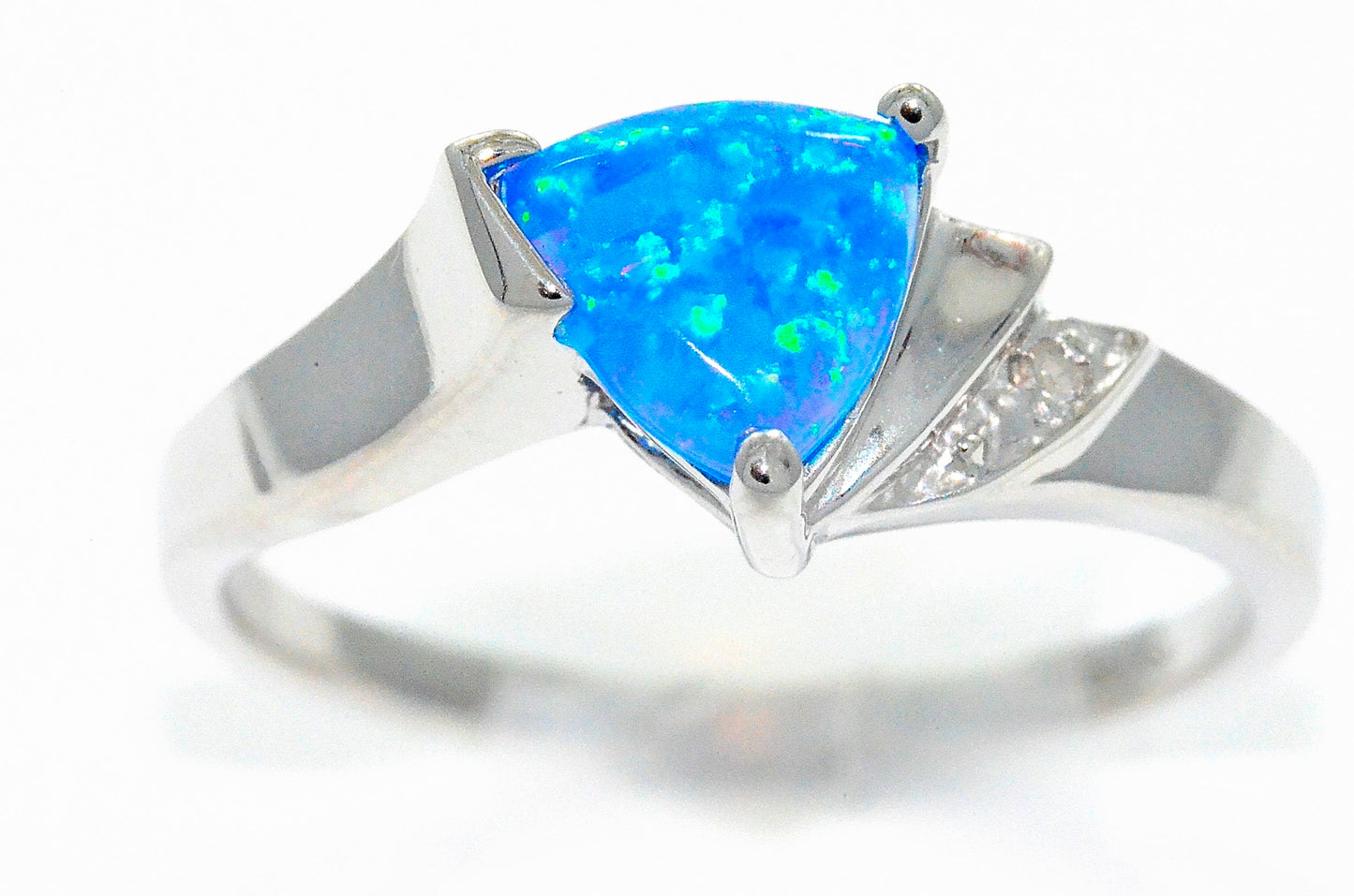 14Kt Gold Blue Opal & Diamond Trillion Ring