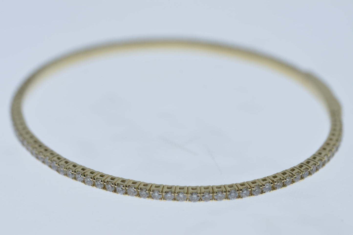 14Kt Gold 1.75 Ct Genuine Natural Diamond Flexible Bangle