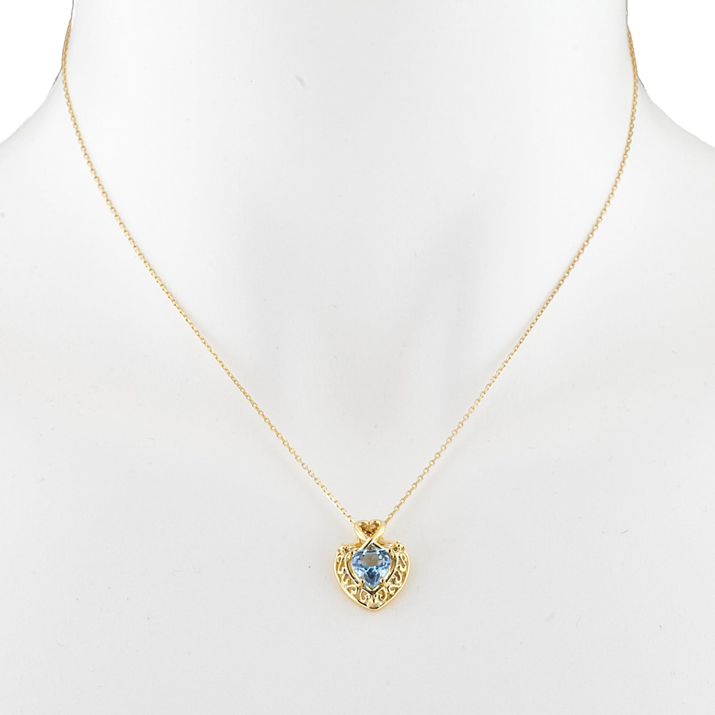 14Kt Gold Blue Topaz Heart Design Pendant Necklace