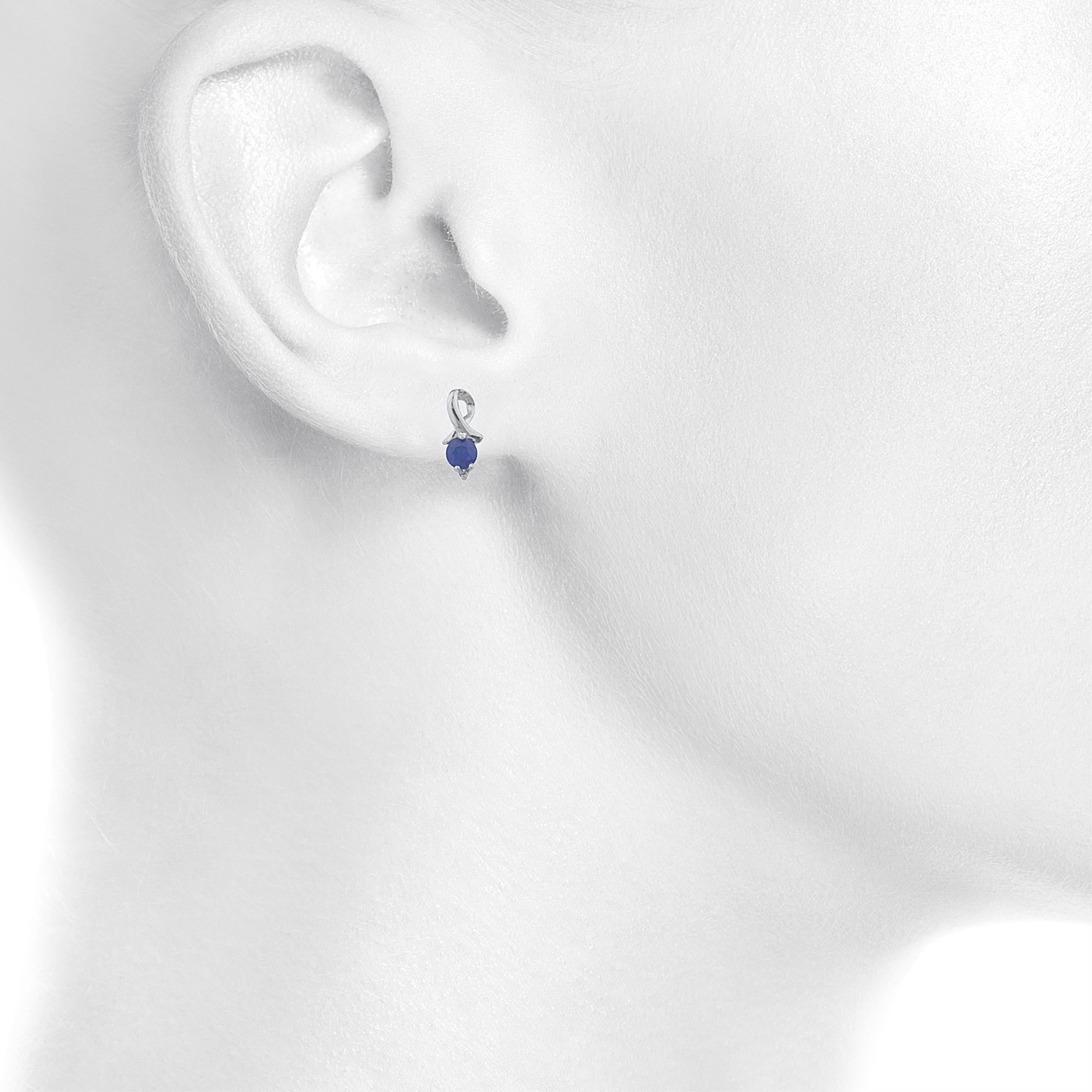 14Kt Gold Blue Sapphire & Diamond Round Design Stud Earrings