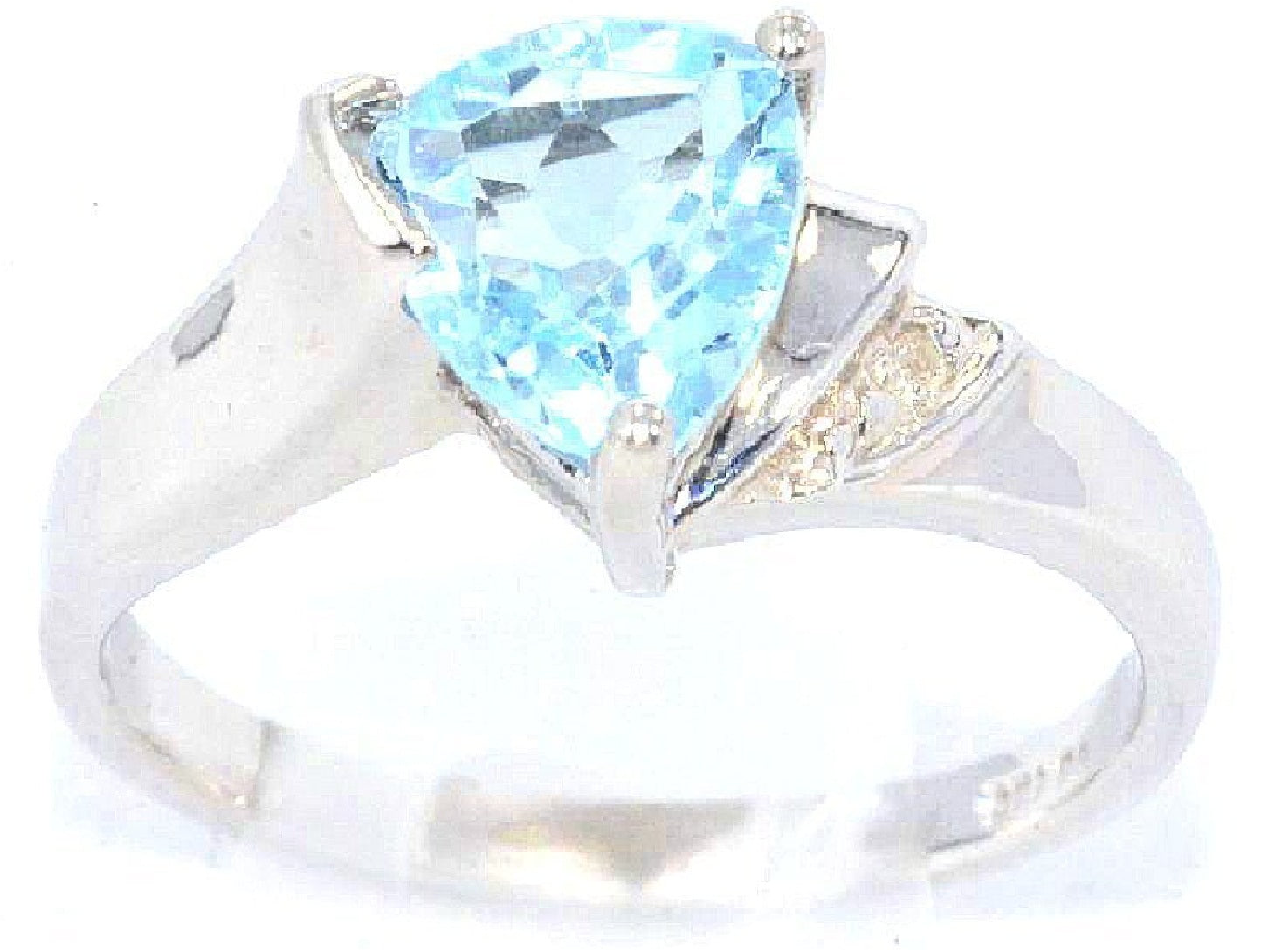 14Kt Gold Blue Topaz & Diamond Trillion Ring