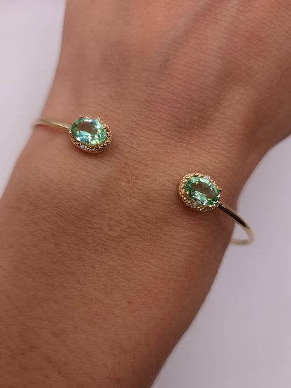 14Kt Gold Peridot & Diamond Oval Bangle Bracelet