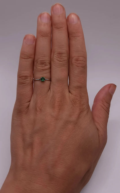 14Kt Gold Emerald Round Ring