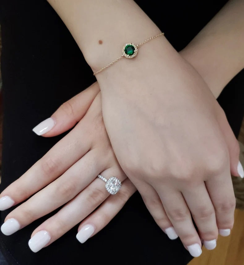 14Kt Gold Emerald & Diamond Round Bracelet