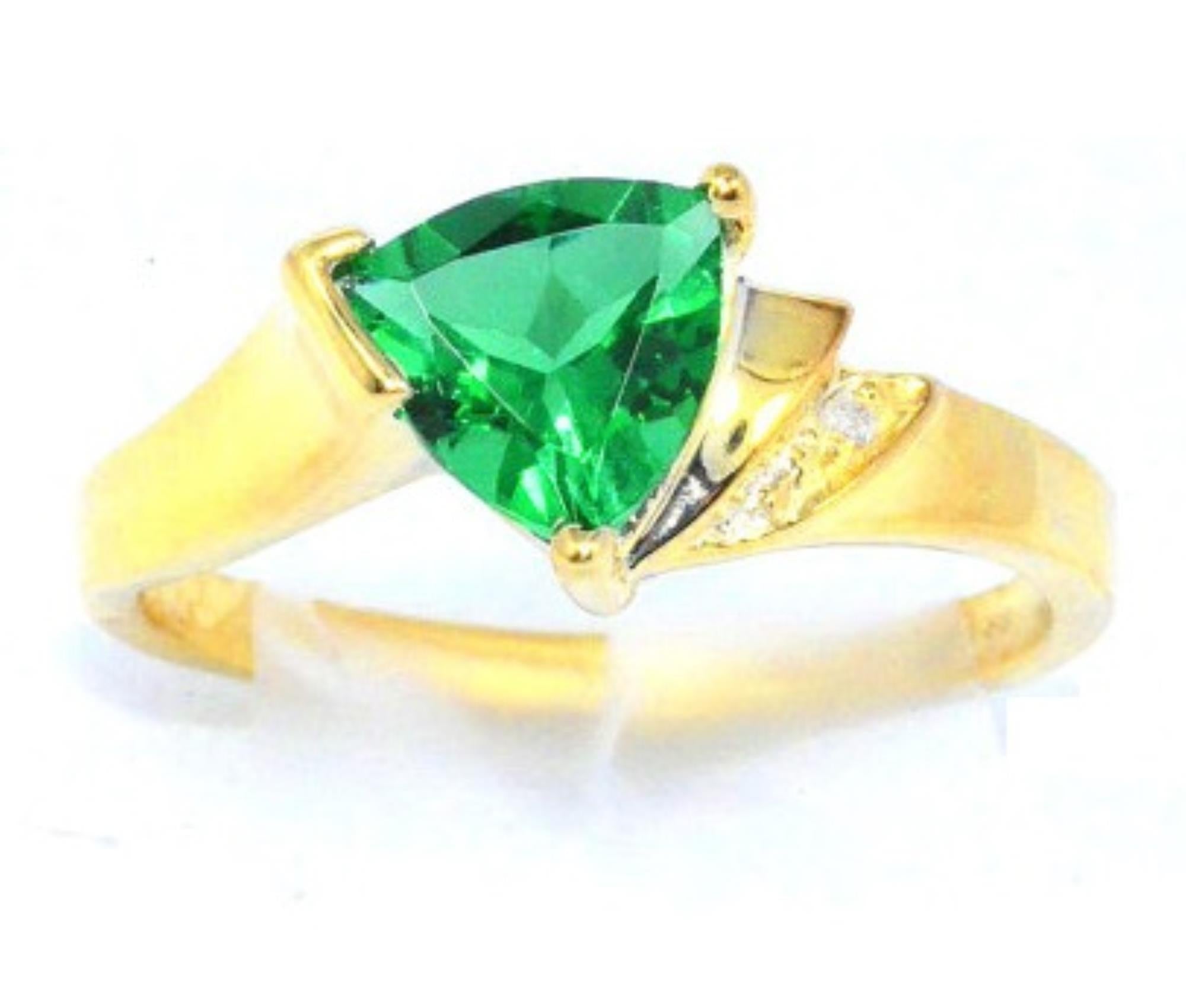 14Kt Gold Emerald & Diamond Trillion Ring