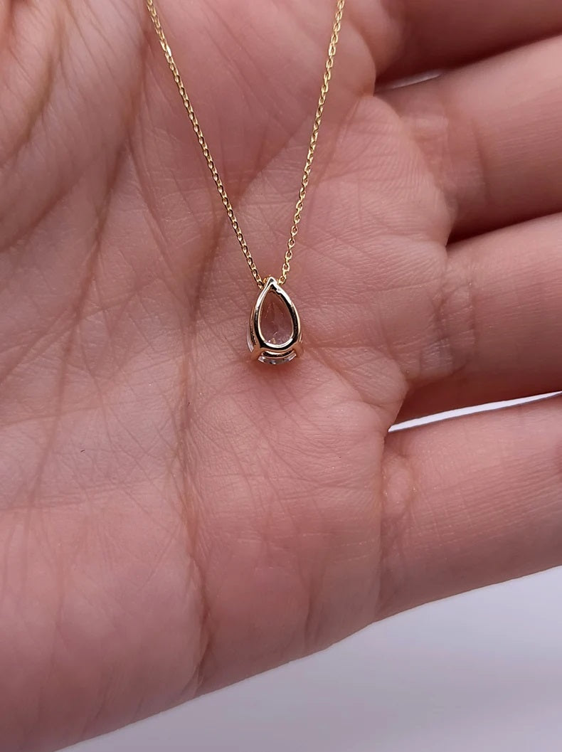 14Kt Gold Natural Aquamarine Teardrop Pendant Necklace