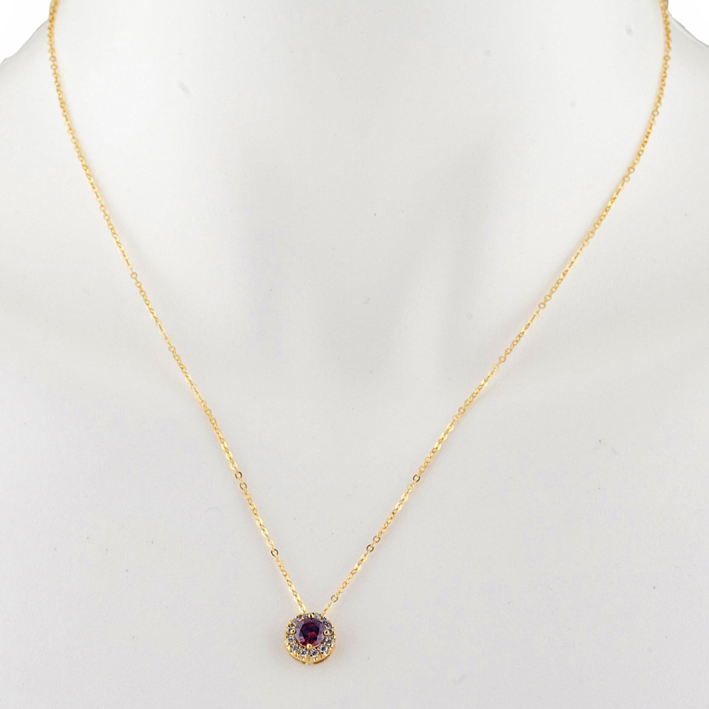 14Kt Gold 0.50 Ct Garnet Halo Design Pendant Necklace