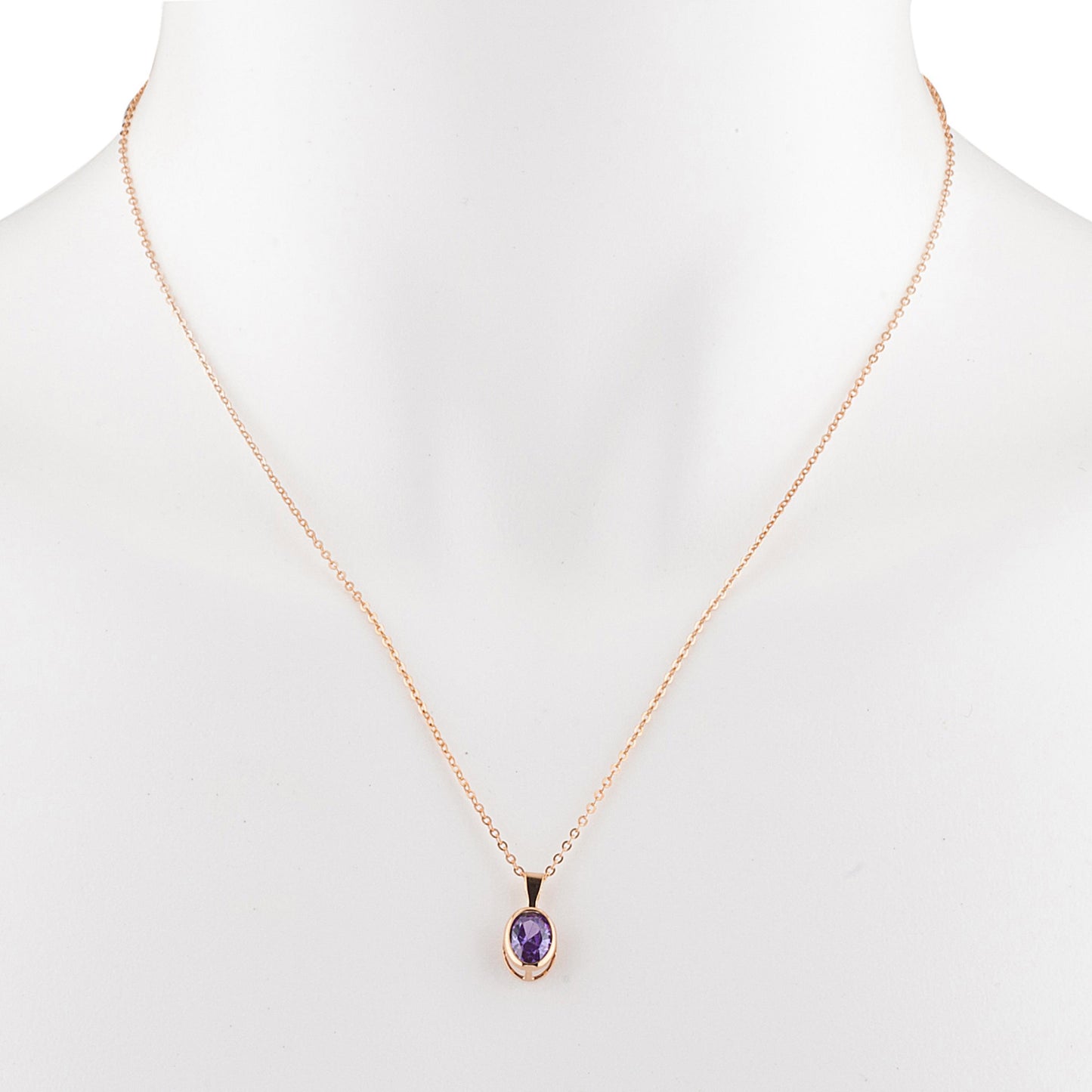 14Kt Gold Amethyst Oval Bezel Pendant Necklace