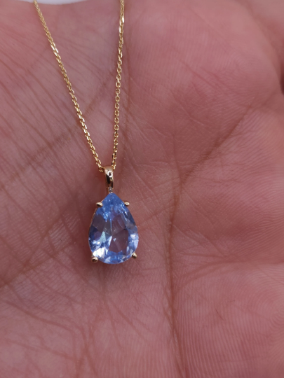 14Kt Gold Aquamarine Teardrop Pendant Necklace