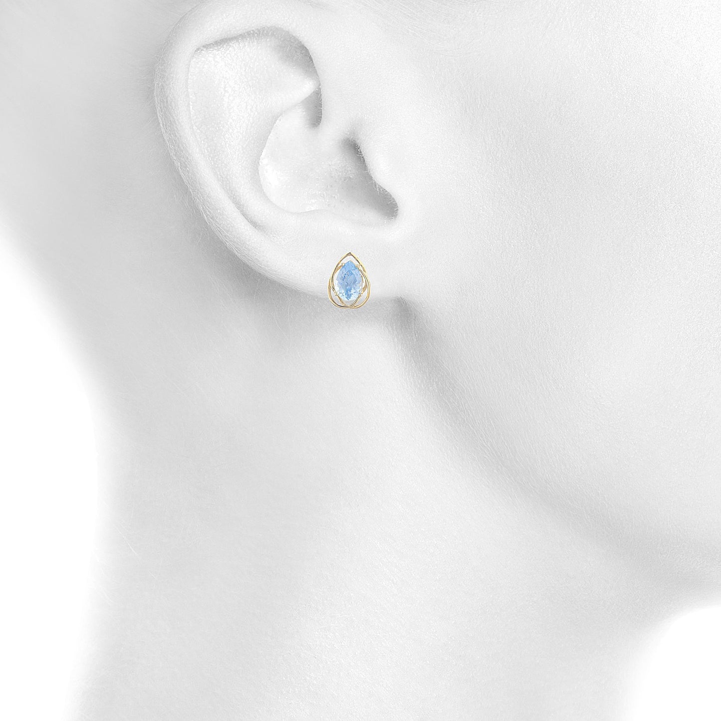 14Kt Gold 4 Ct Aquamarine Pear Teardrop Design Stud Earrings