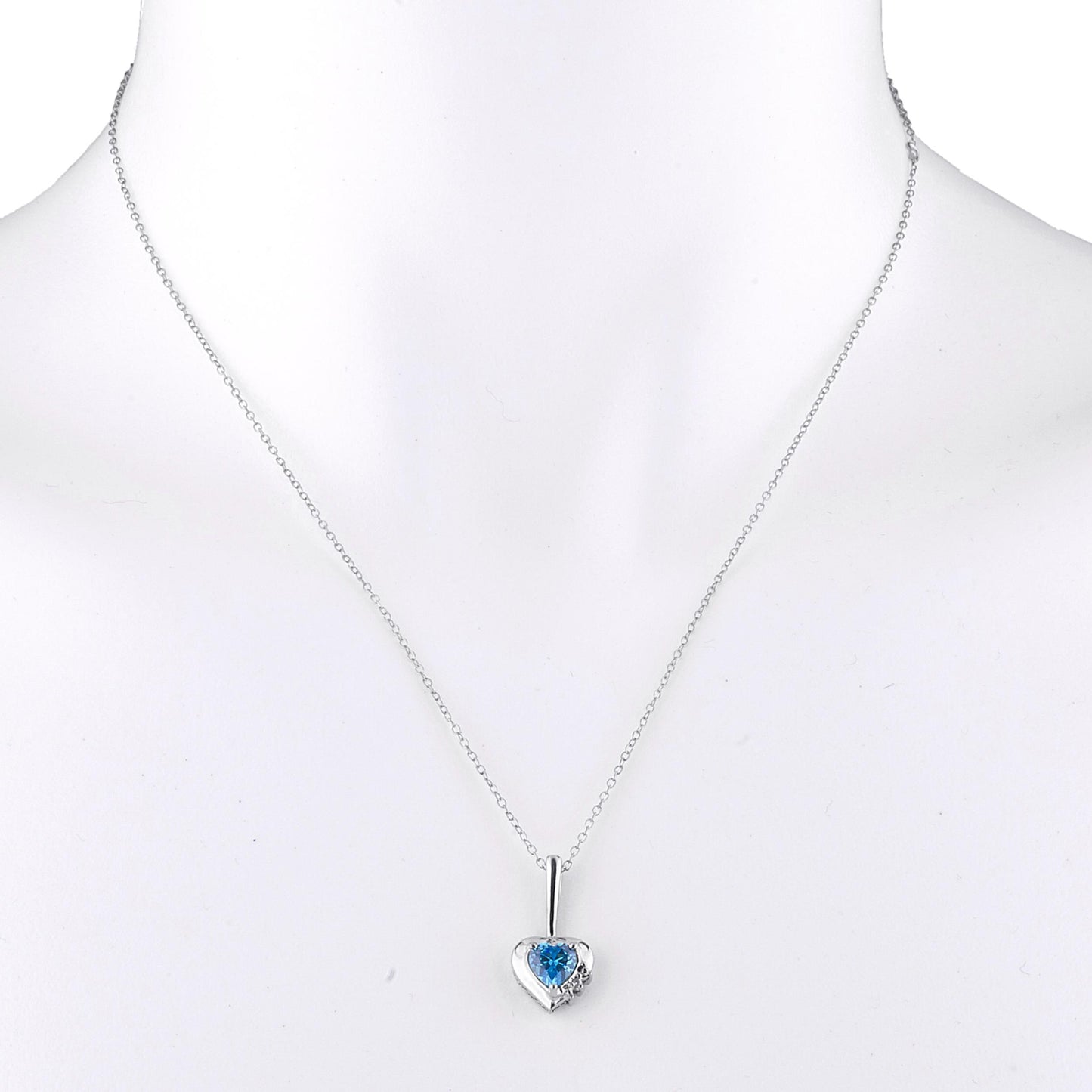 14Kt Gold Swiss Blue Topaz & Diamond Heart Design Pendant Necklace