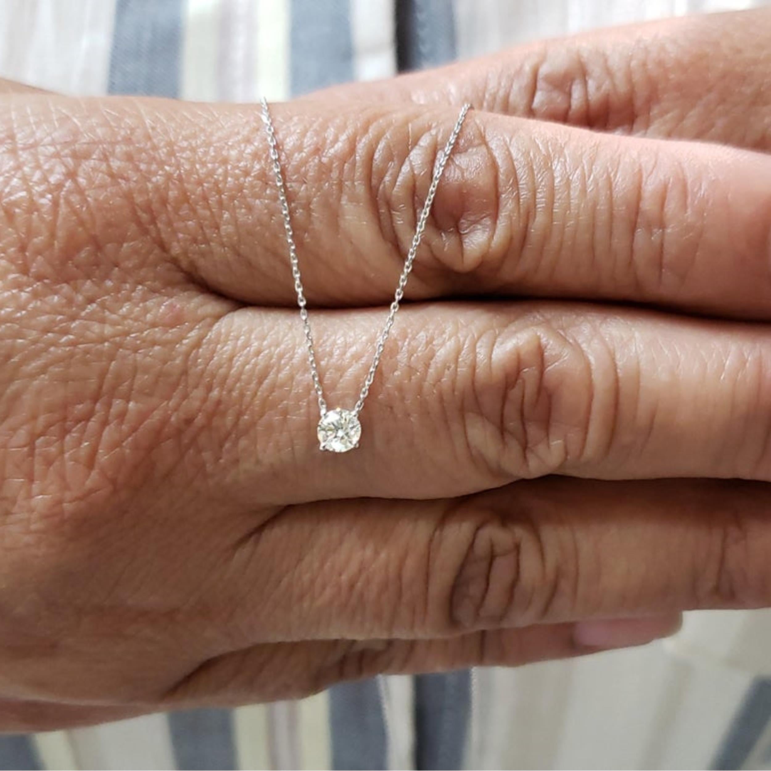 14Kt Gold VS2 0.25 Ct Diamond Pendant Necklace
