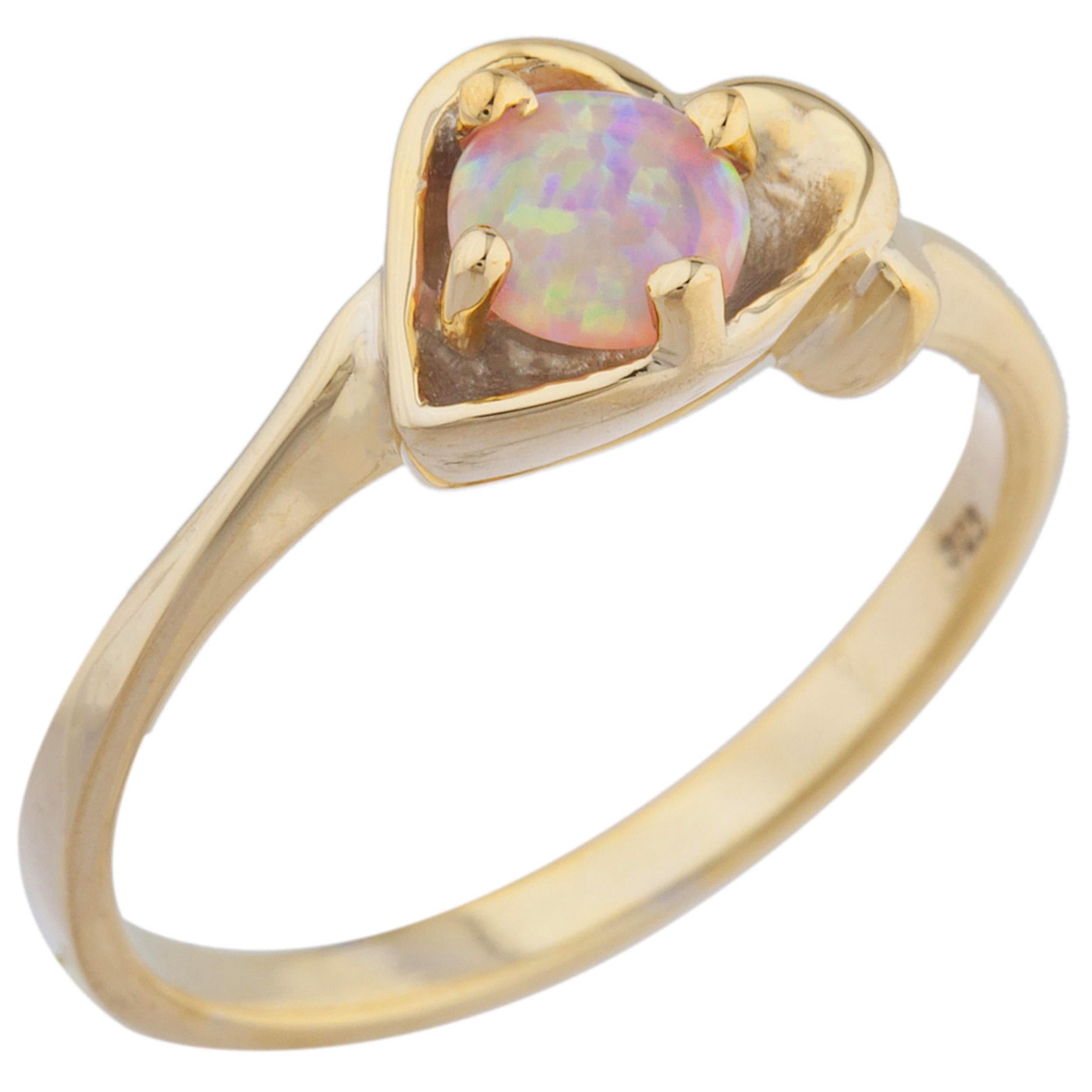 14Kt Gold Pink Opal Round Heart Ring