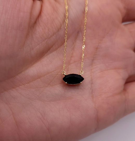 14Kt Gold Black Onyx Marquise Pendant Necklace