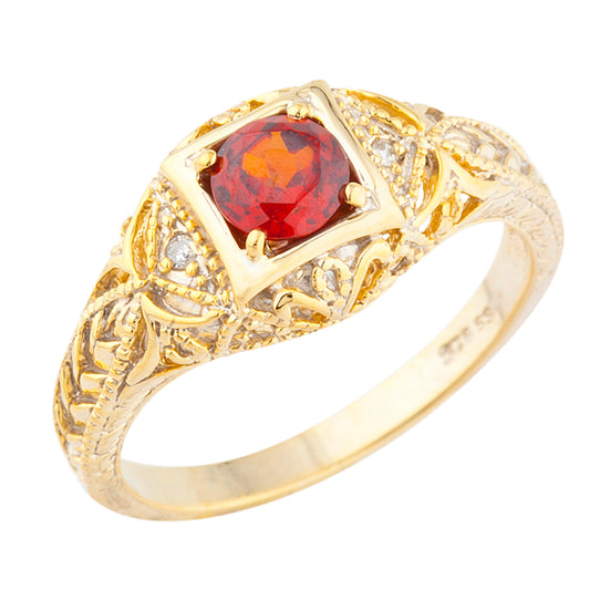 14Kt Gold Garnet & Diamond Design Round Ring