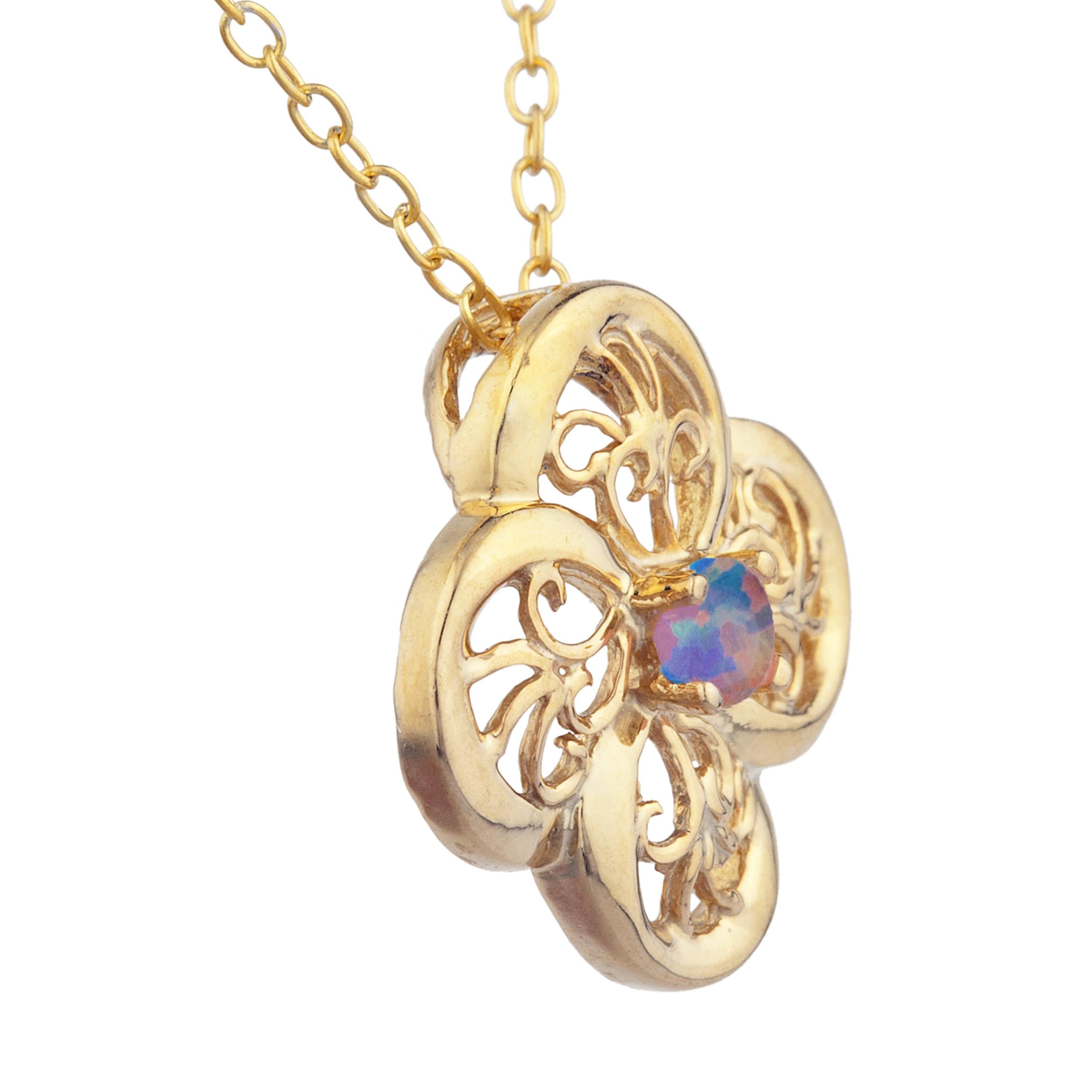 14Kt Gold Black Opal Clover Design Pendant Necklace