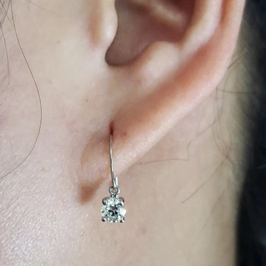 14Kt Gold 0.80 Ct Diamond Dangle Earrings