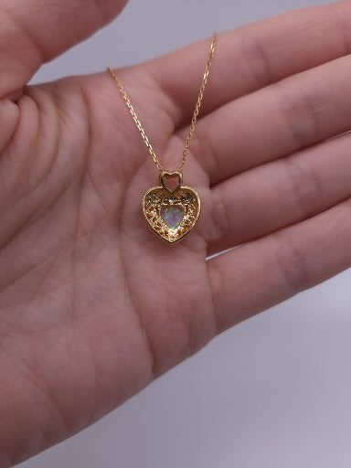 14Kt Gold Pink Opal Heart Design Pendant Necklace