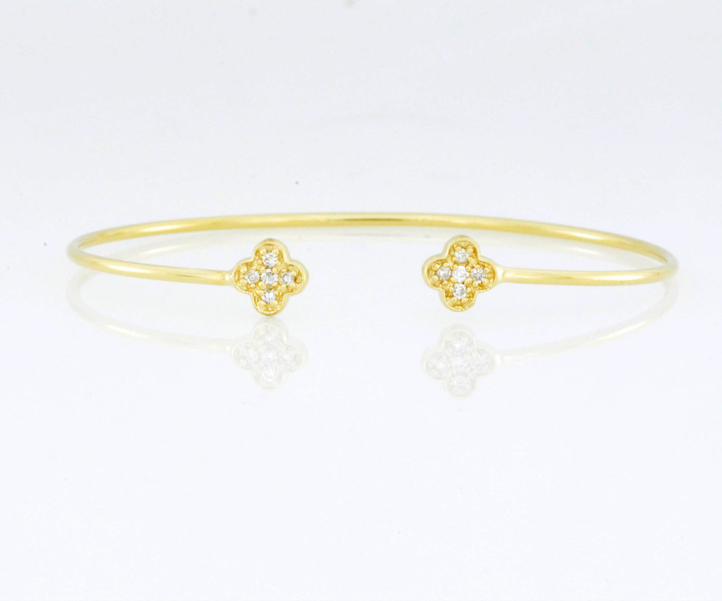 14Kt Gold Clover Diamond Bangle Bracelet