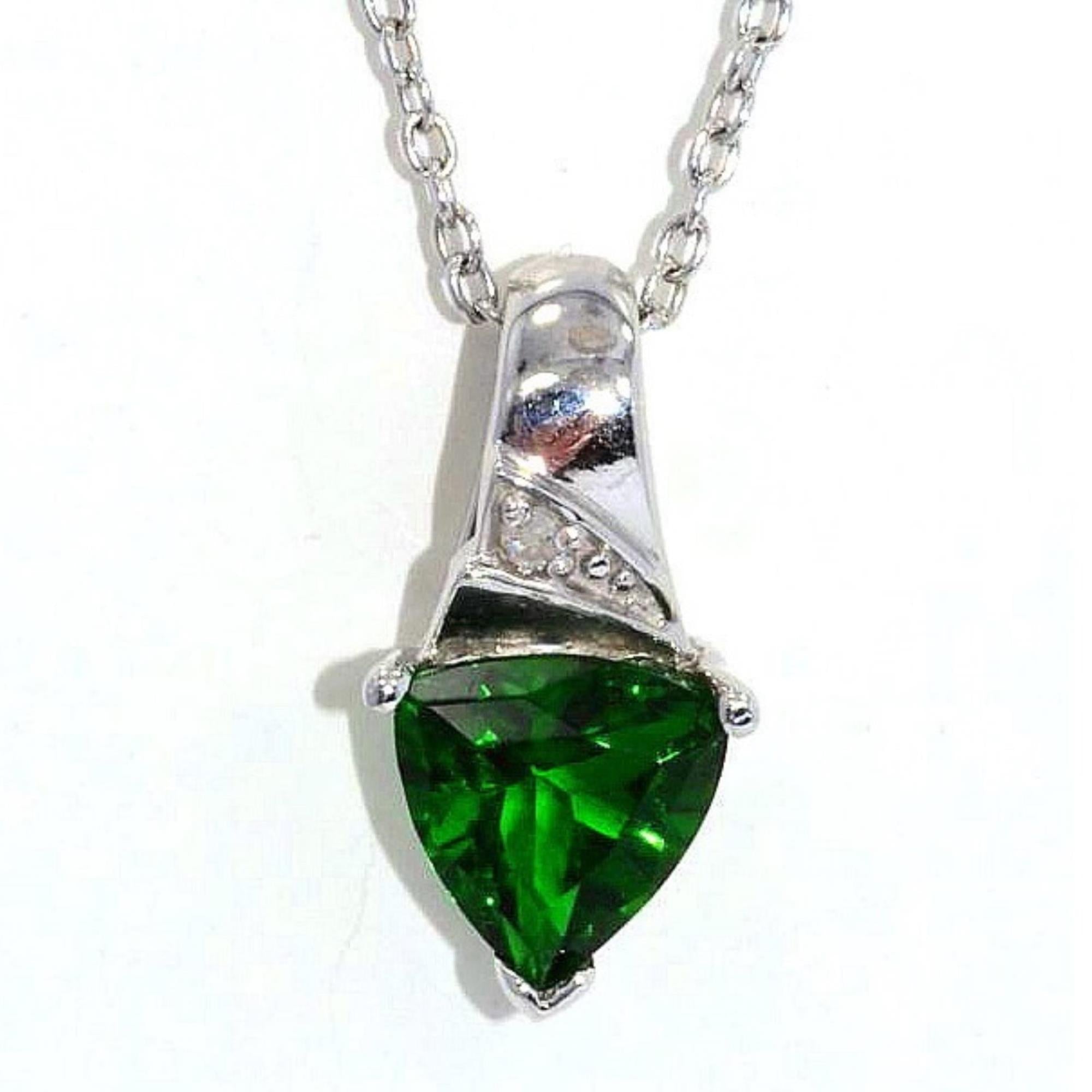 14Kt Gold 1.5 Ct Emerald & Diamond Trillion Pendant Necklace