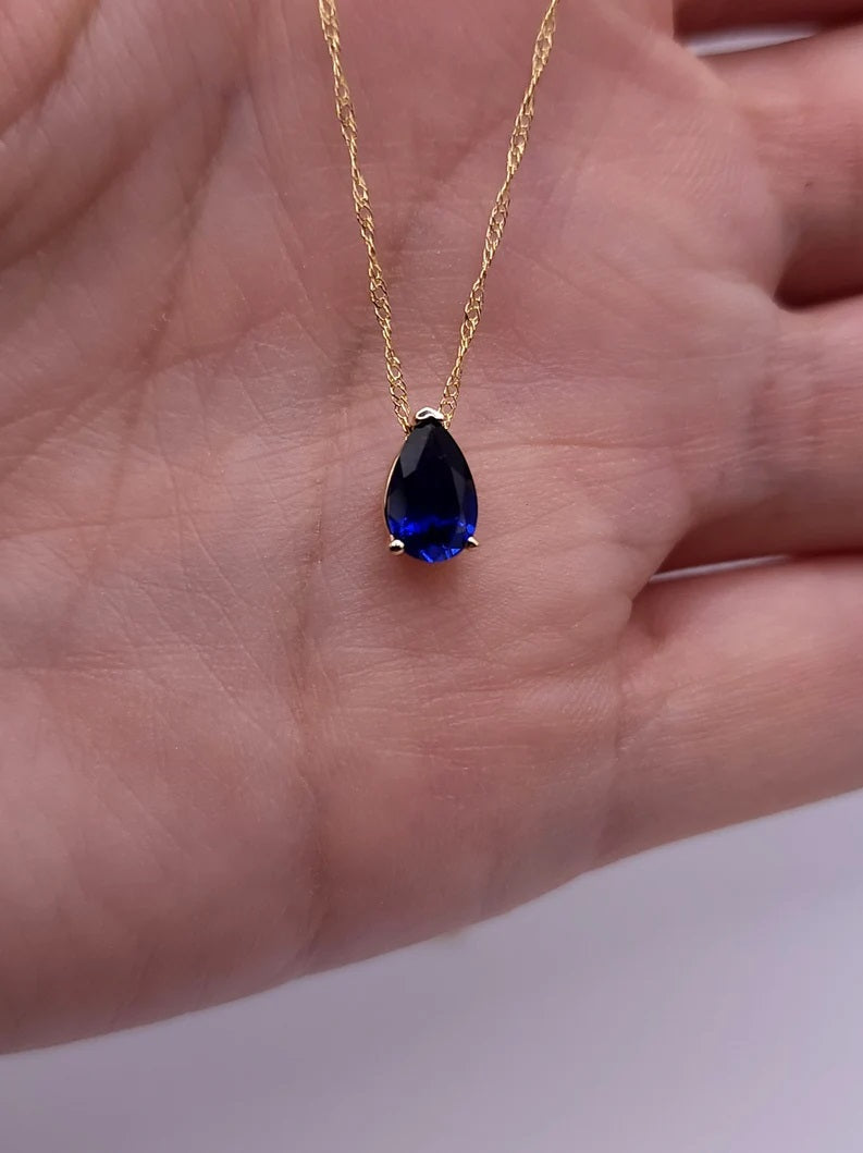 Dark fashion blue sapphire necklace