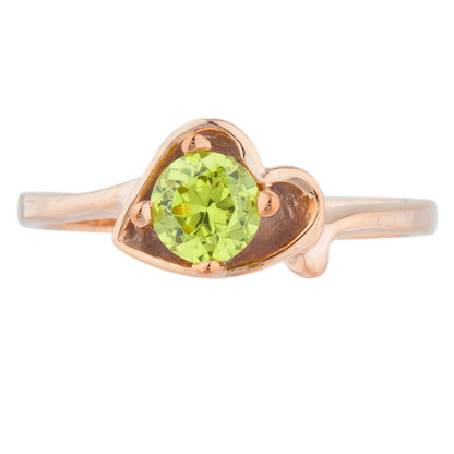 14Kt Gold Peridot Round Heart Ring