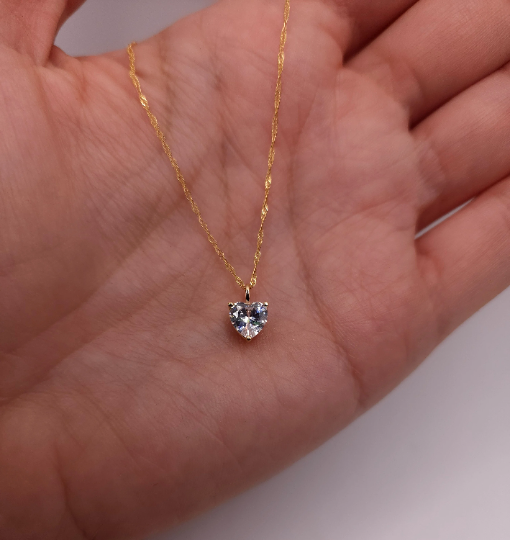 14Kt Gold White Sapphire Heart Pendant Necklace