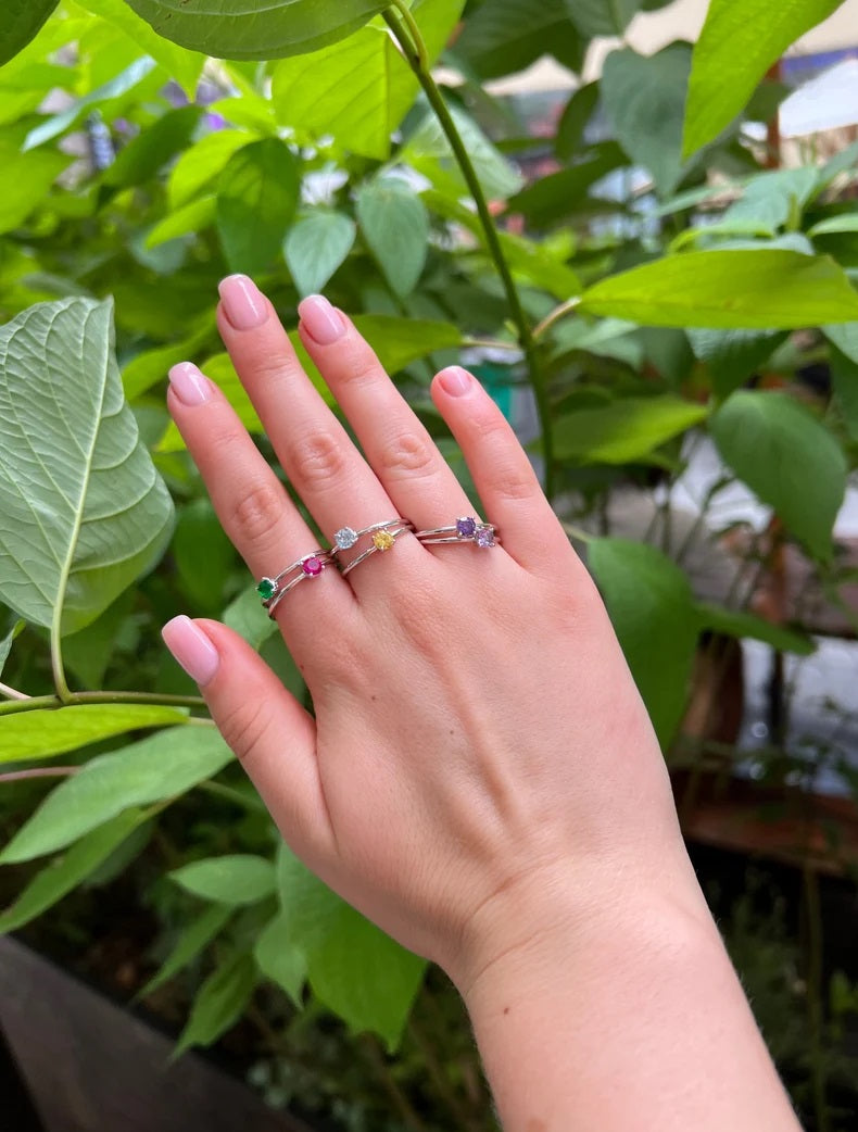 14Kt Gold Ruby Round Ring