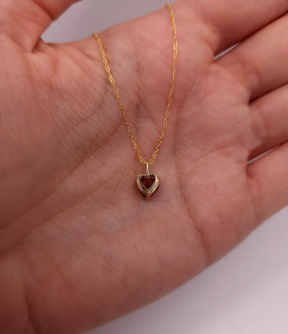 14Kt Gold Garnet Heart Pendant Necklace