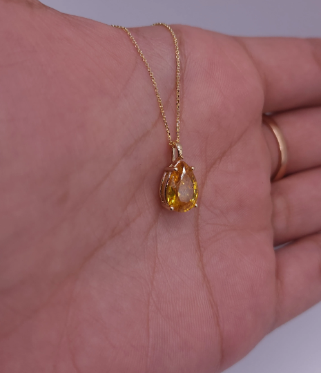 14Kt Gold 1.50 Ct Yellow Citrine Teardrop Pendant Necklace