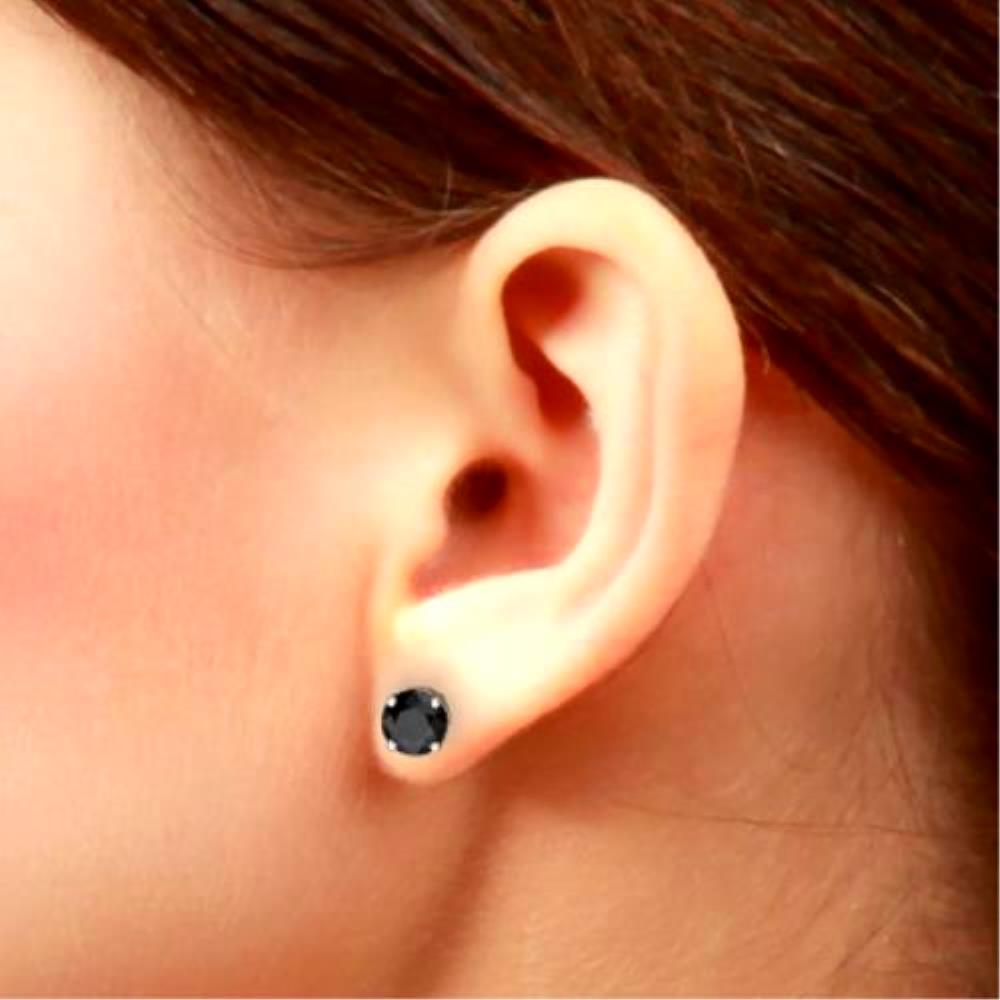 14Kt White Gold Genuine Black Onyx Round Stud Earrings