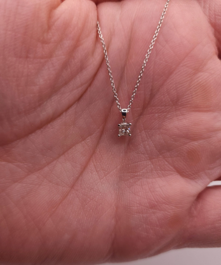 14Kt Gold 0.10 Ct Genuine Natural Diamond Princess Cut Necklace Pendant