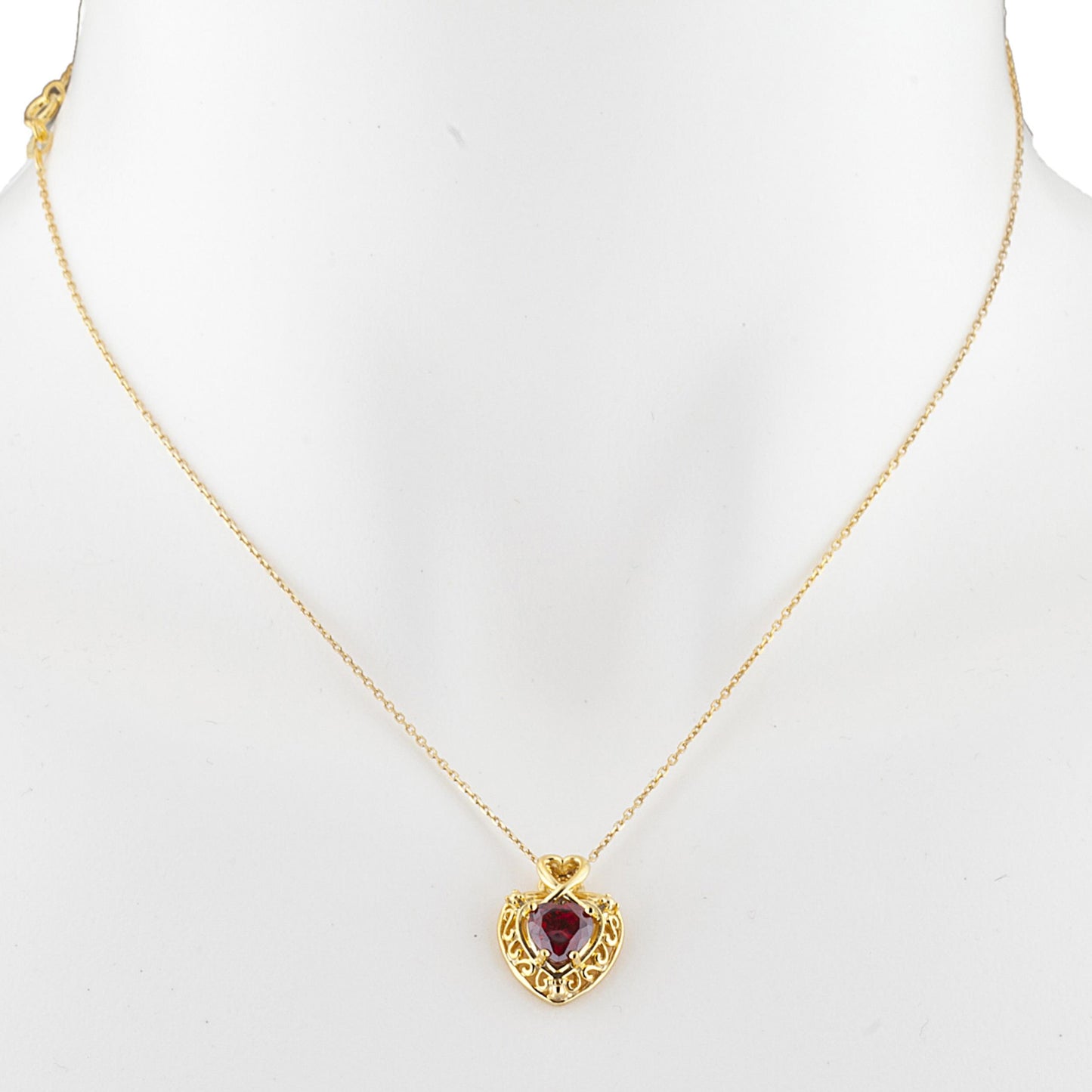 14Kt Gold Garnet Heart Design Pendant Necklace