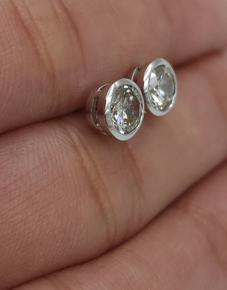 14Kt Gold 1 Ct Lab Grown Diamond Stud Bezel Earrings