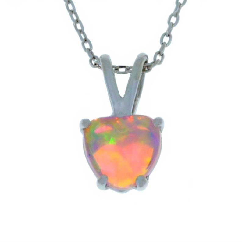 14Kt Gold Pink Opal Heart Pendant Necklace