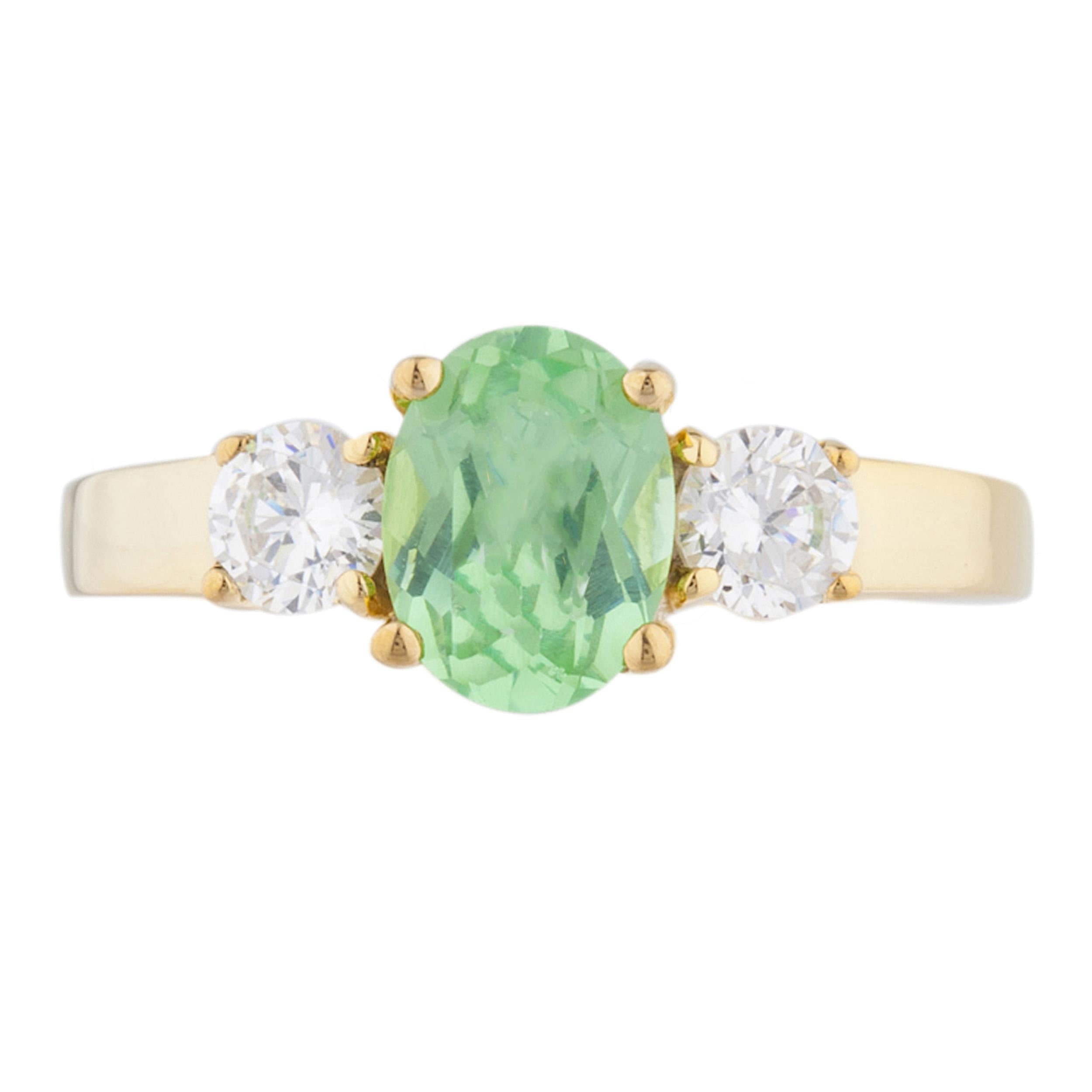 14Kt Gold 2 Ct Green Sapphire & Zirconia Oval Ring