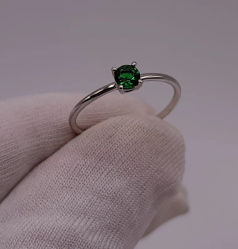 14Kt Gold Emerald Round Ring