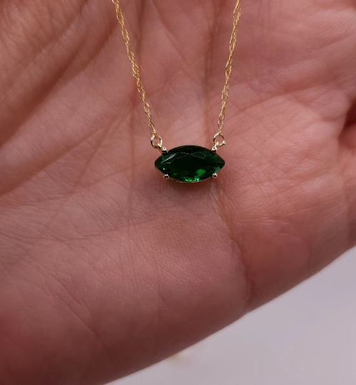 14Kt Gold Emerald Marquise Pendant Necklace