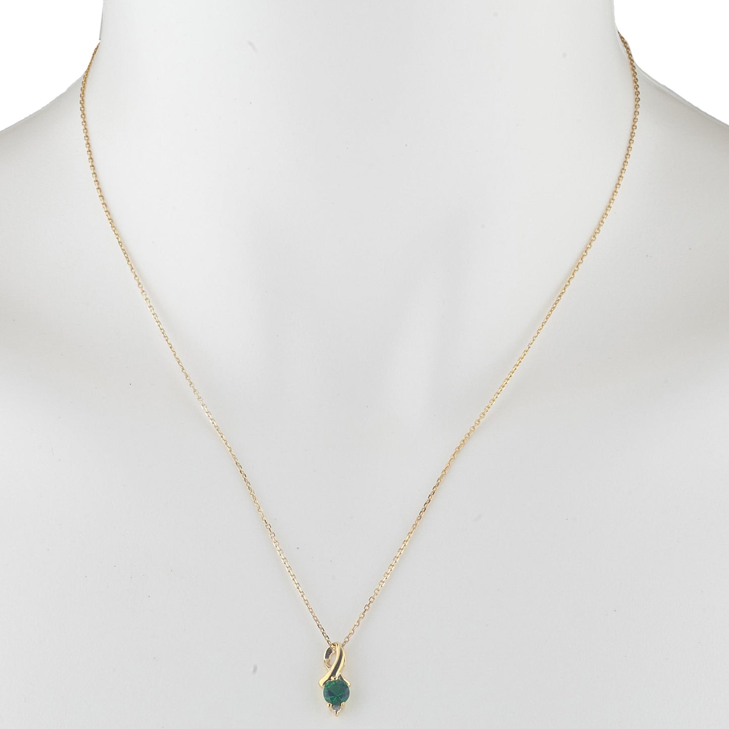 14Kt Gold Emerald & Diamond Round Design Pendant Necklace