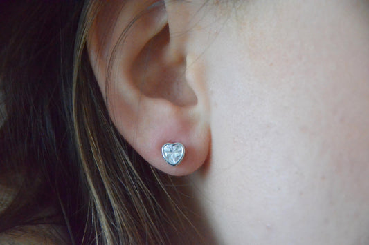 14Kt White Gold Zirconia Heart Bezel Stud Earrings