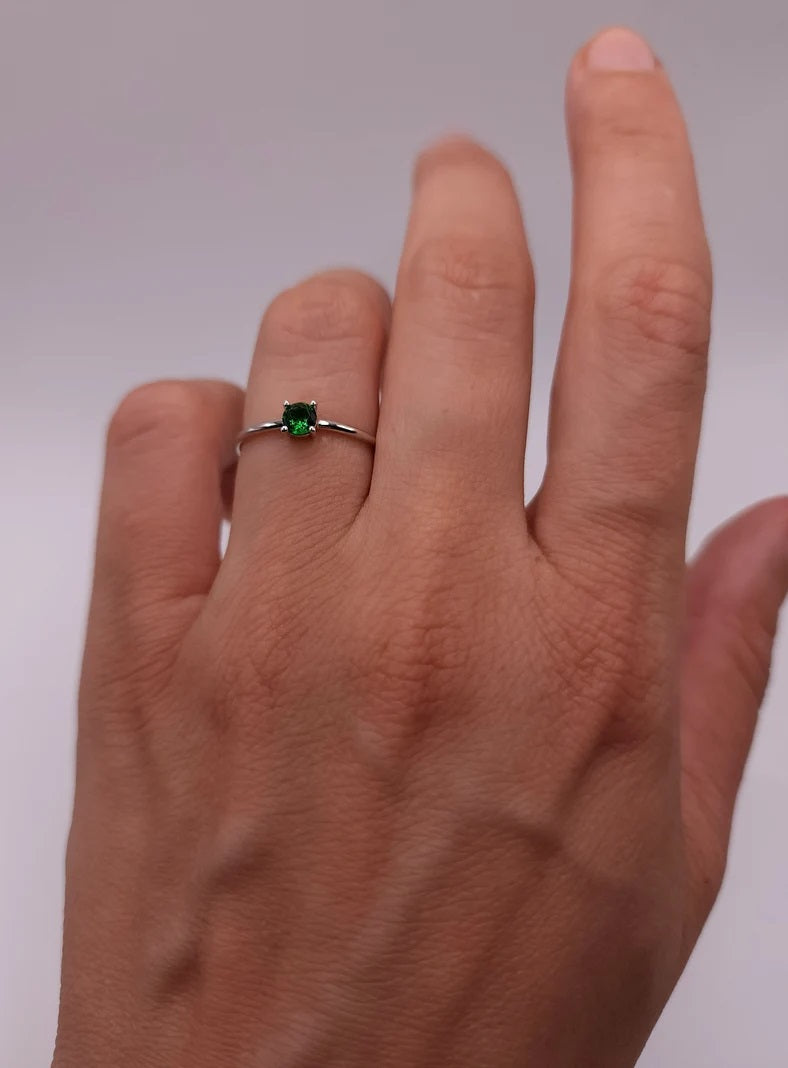 14Kt Gold Emerald Round Ring