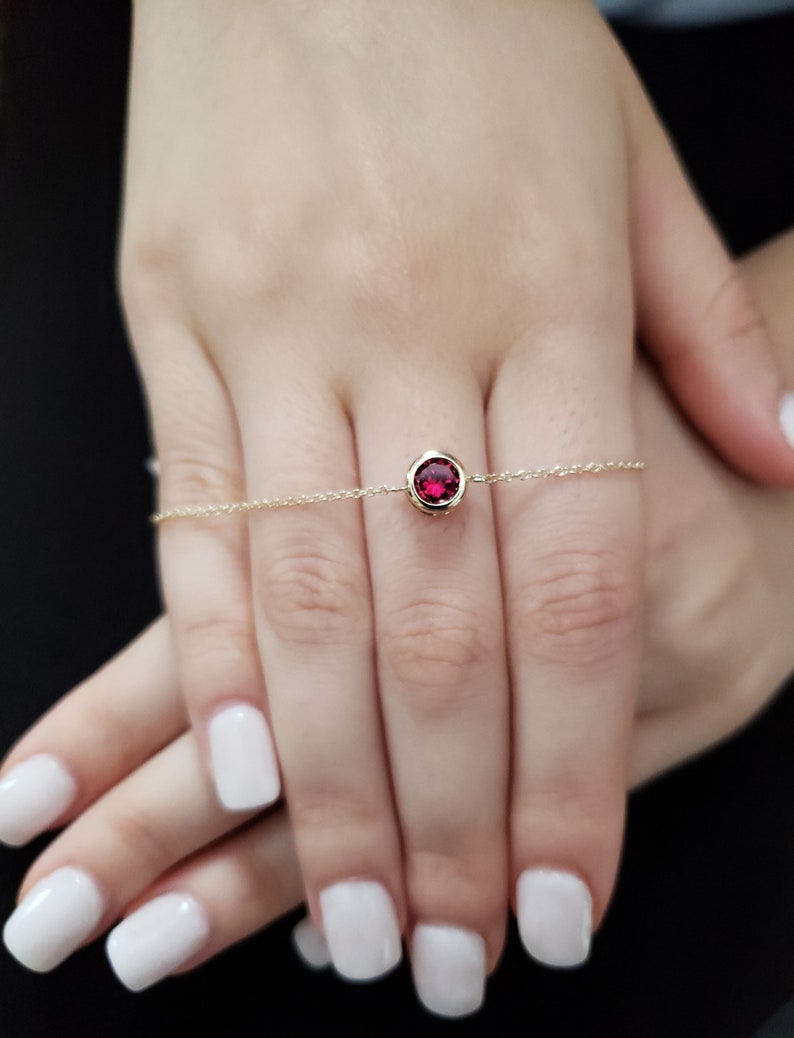 14Kt Gold Ruby Round Bezel Bracelet