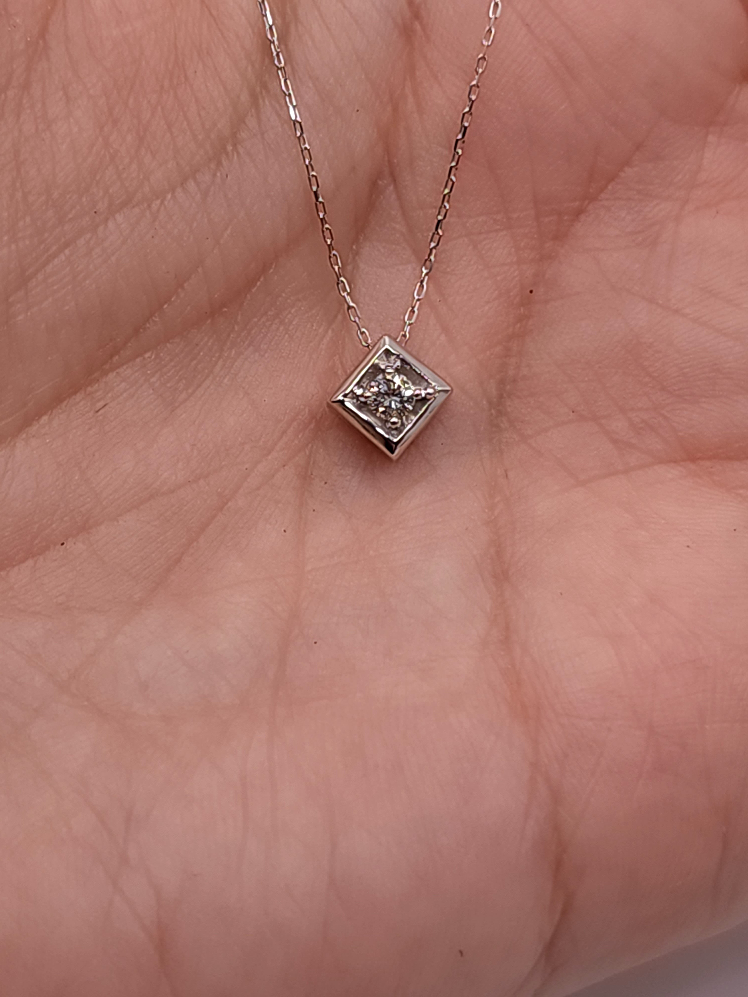 14Kt Gold Genuine Natural Diamond Square Design Pendant Necklace