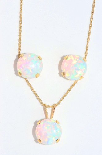 14Kt Yellow Gold Opal Stud Earrings & Pendant Set