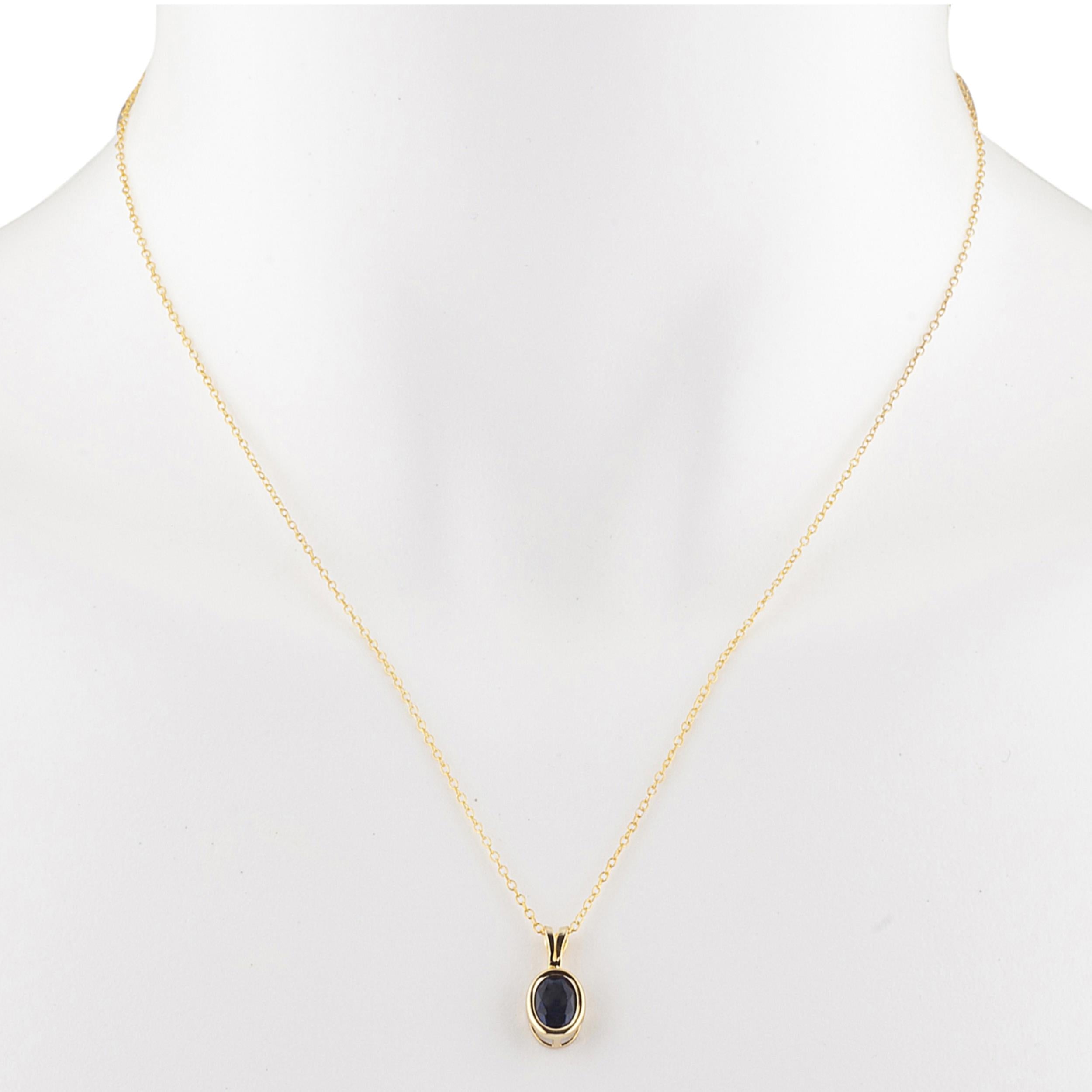 14Kt Gold Genuine Black Onyx Oval Bezel Pendant Necklace
