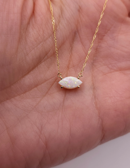 14Kt Gold Genuine Natural Opal Marquise Pendant Necklace