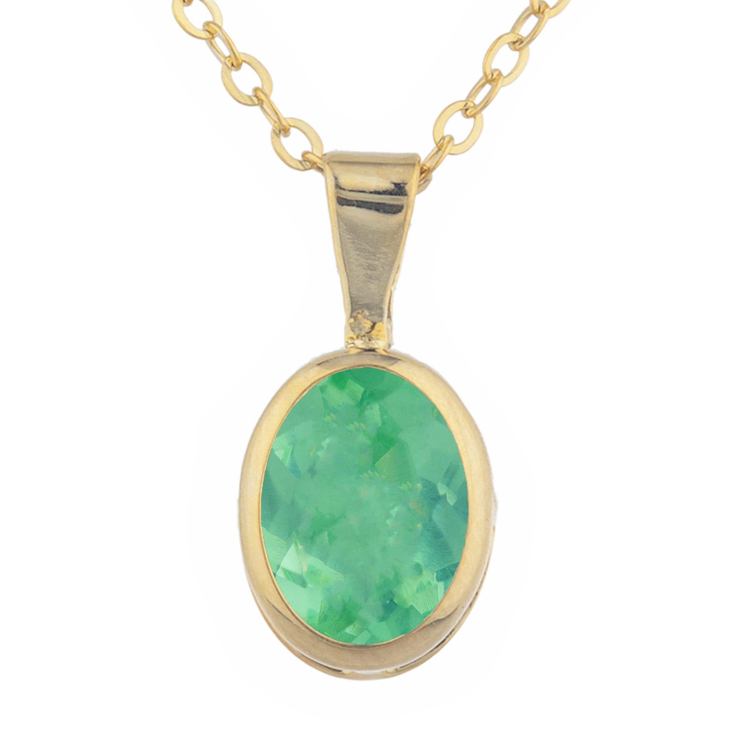14Kt Gold Green Sapphire Oval Bezel Pendant Necklace